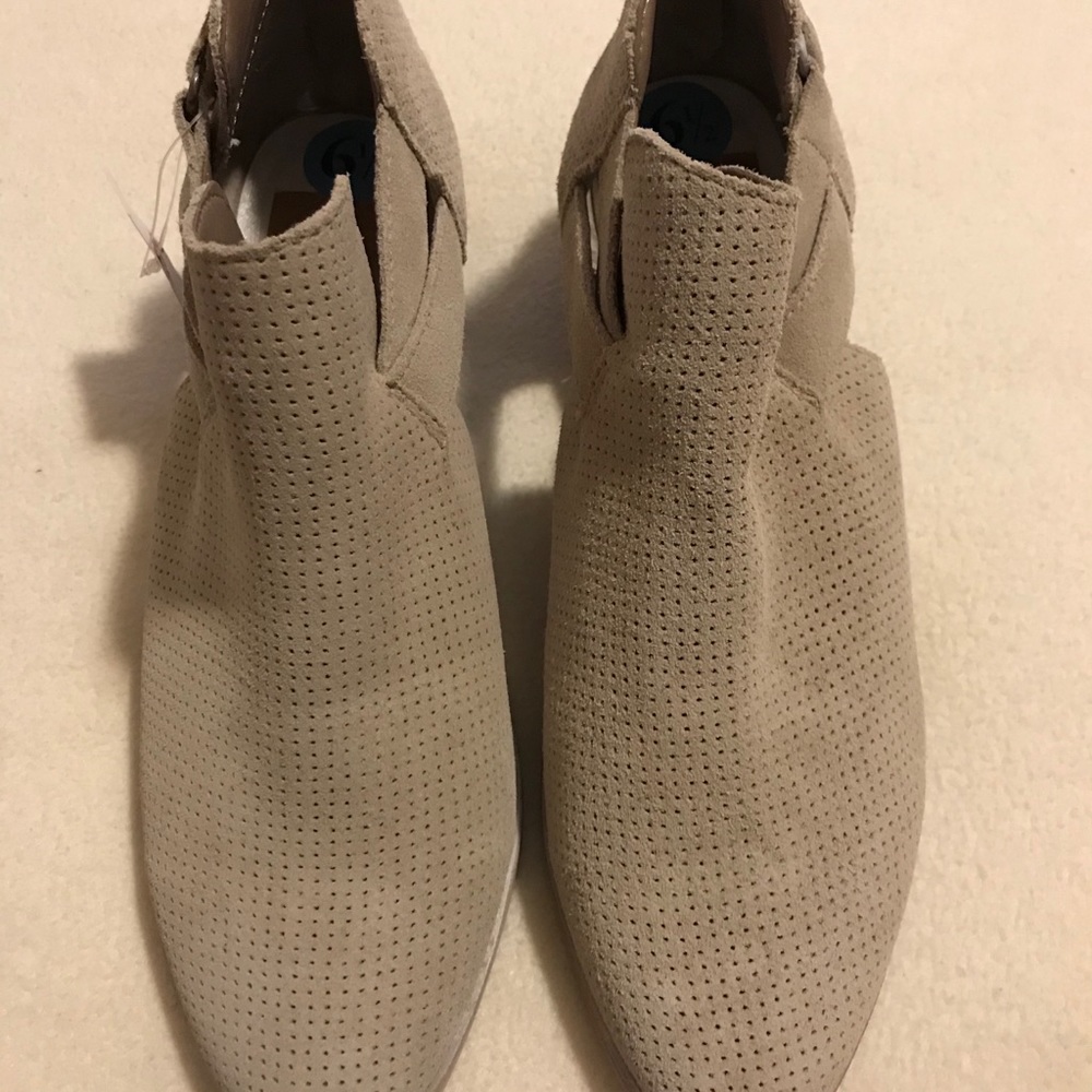 Dolce vita ankle boots.